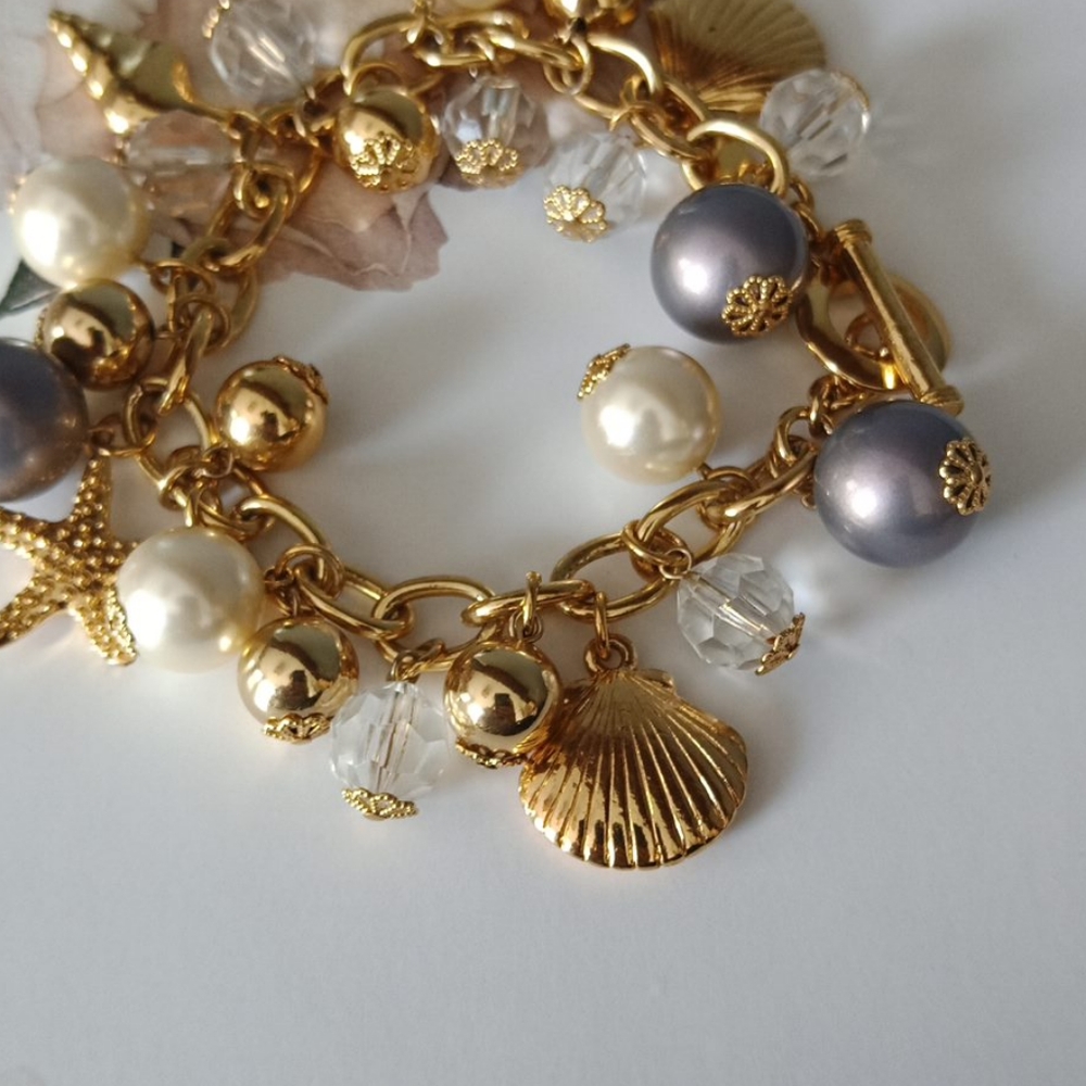 Vineyard Vines bracelet - Picture 2 of 6